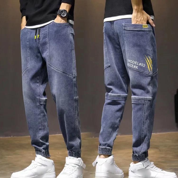 Men's Casual Hiking Jeans With Large Pockets