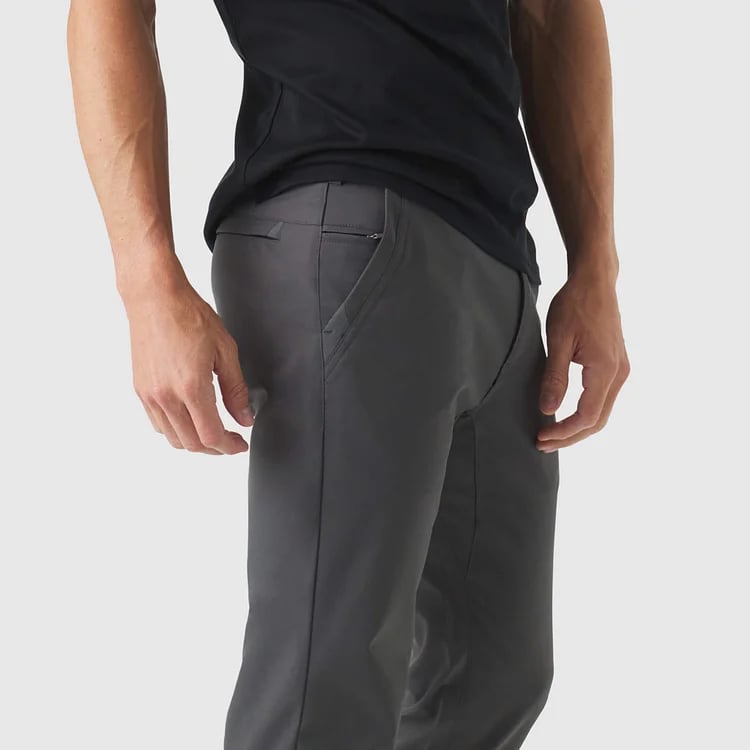 Four sided elastic, free and comfortable, suitable for men's casual pants