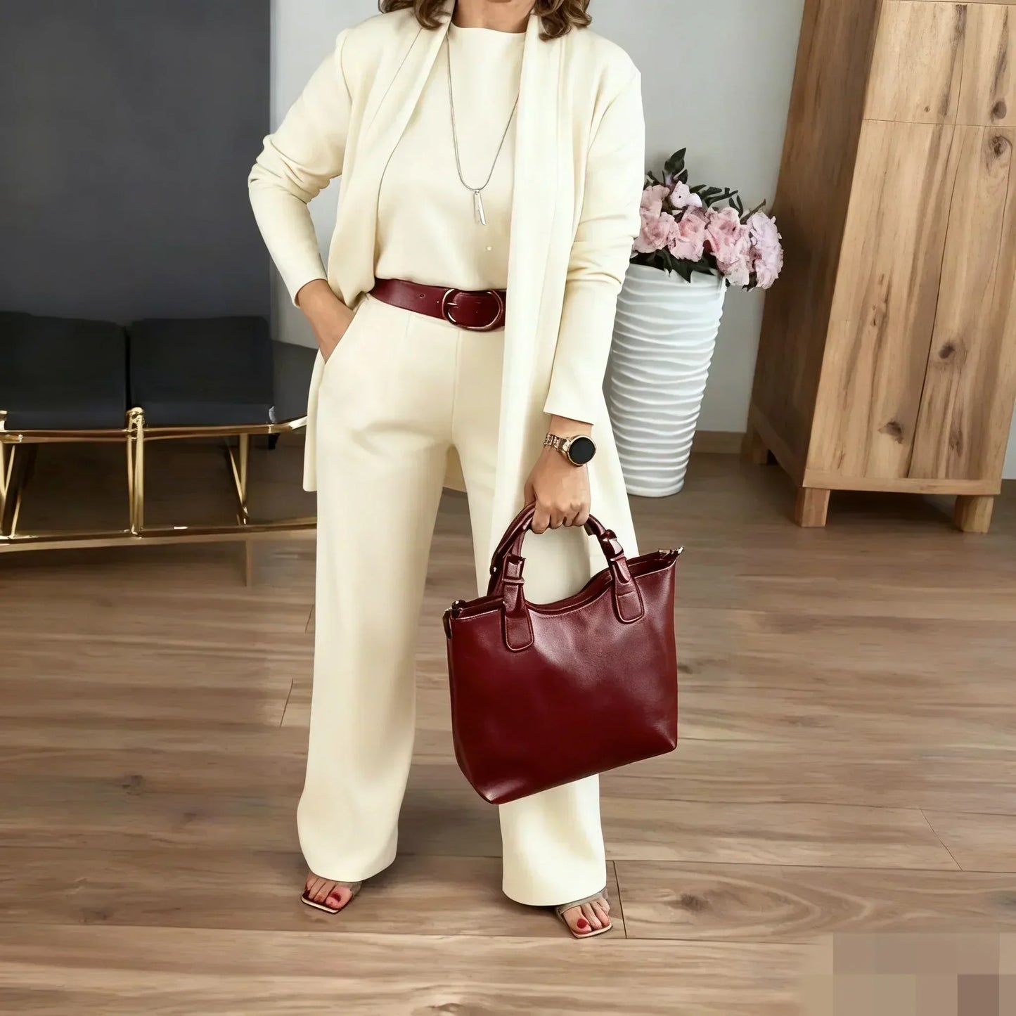 🔥2026 Hot Sale 50% OFF✨Elegant 3-piece set including long cardigan, top and pants💞