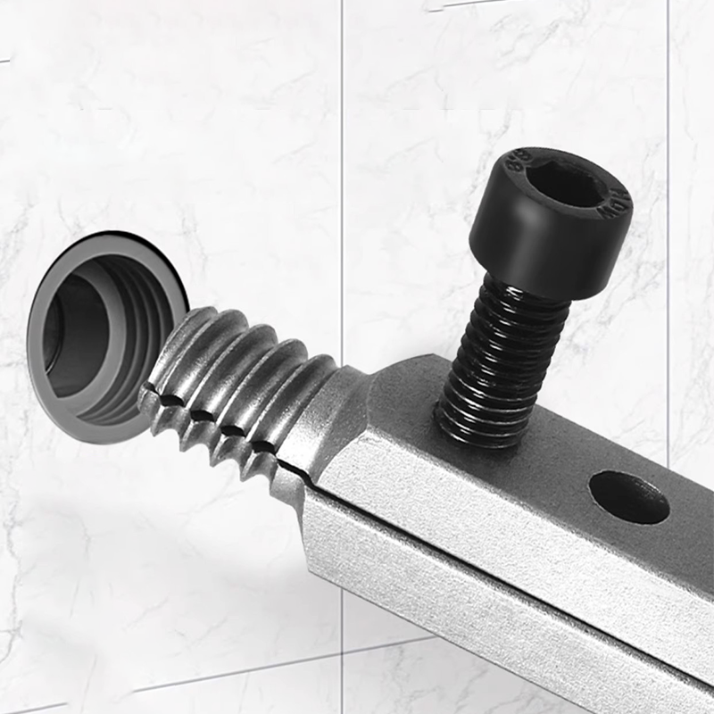 Večnamensko orodje za odstranjevanje zlomljenih cevi