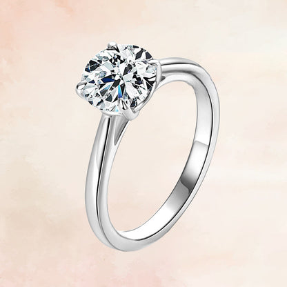 Women's Luxe-Style Premium Round Moissanite Ring
