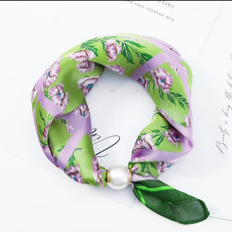 📢📢LIMITED-TIME 50% OFF!!🌸No-Tie Magnetic Pearl Clasp Soft Scarf💟Everyday Versatile Pieces