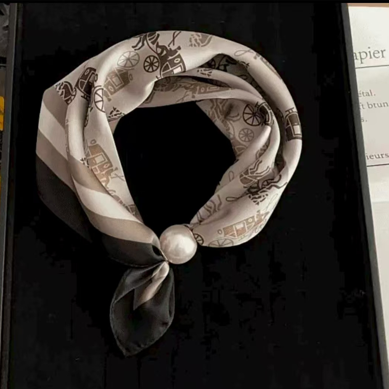 📢📢LIMITED-TIME 50% OFF!!🌸No-Tie Magnetic Pearl Clasp Soft Scarf💟Everyday Versatile Pieces