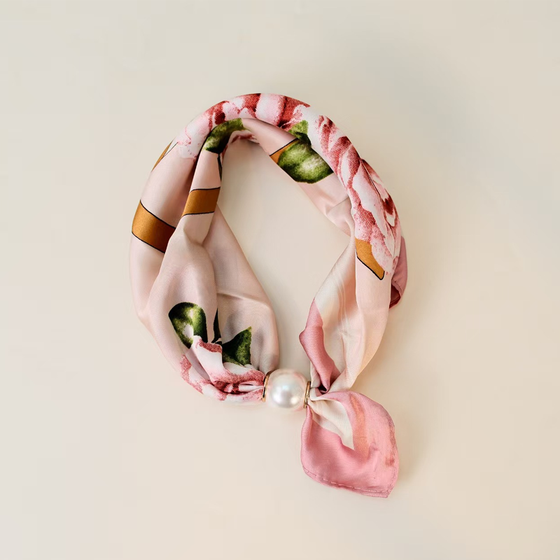 📢📢LIMITED-TIME 50% OFF!!🌸No-Tie Magnetic Pearl Clasp Soft Scarf💟Everyday Versatile Pieces