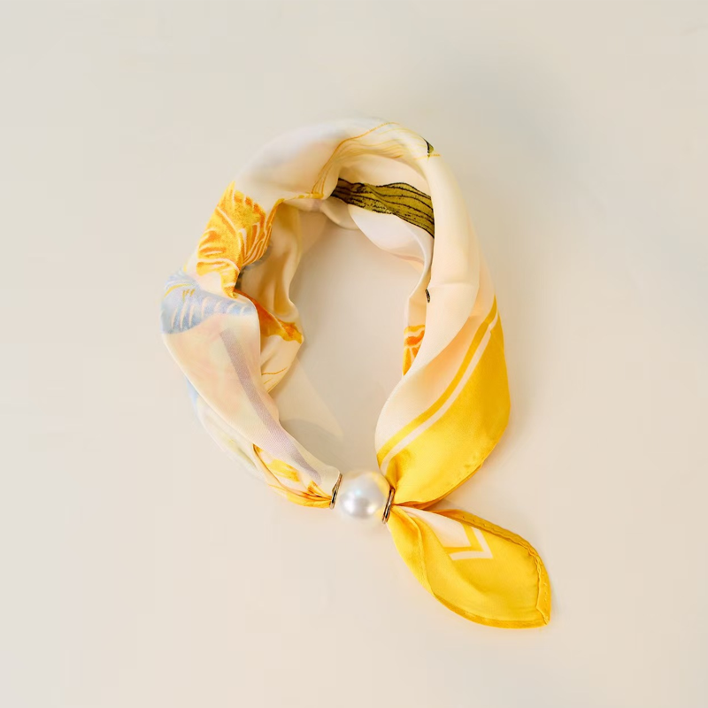 📢📢LIMITED-TIME 50% OFF!!🌸No-Tie Magnetic Pearl Clasp Soft Scarf💟Everyday Versatile Pieces