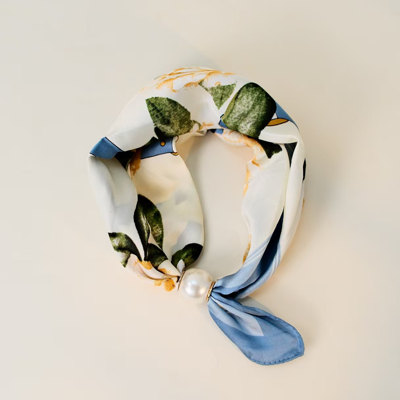 📢📢LIMITED-TIME 50% OFF!!🌸No-Tie Magnetic Pearl Clasp Soft Scarf💟Everyday Versatile Pieces