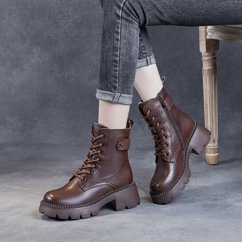 Step Up Your Fall Style with Women's Retro Platform Martin Boots — A Bold, Vintage-Inspired Look That Adds Height, Personality, and Confidence to Every Outfit