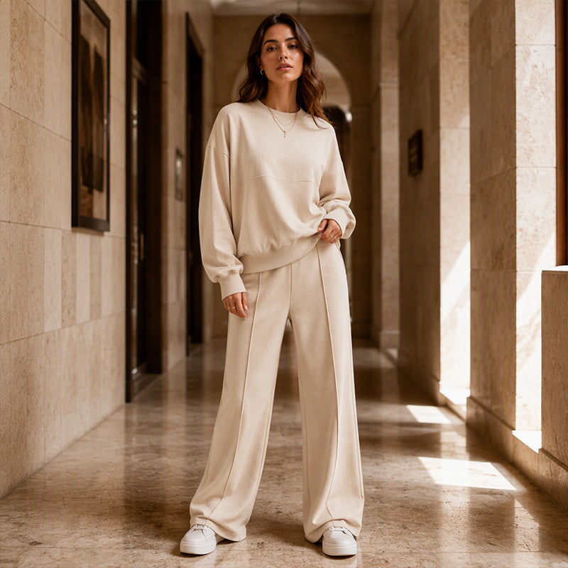 Women’s Crewneck Sweatshirt And Wide Leg Sweatpants Lounge Set, Soft Premium Knit Matching Outfit For Relaxed Home Days & Casual Outingss