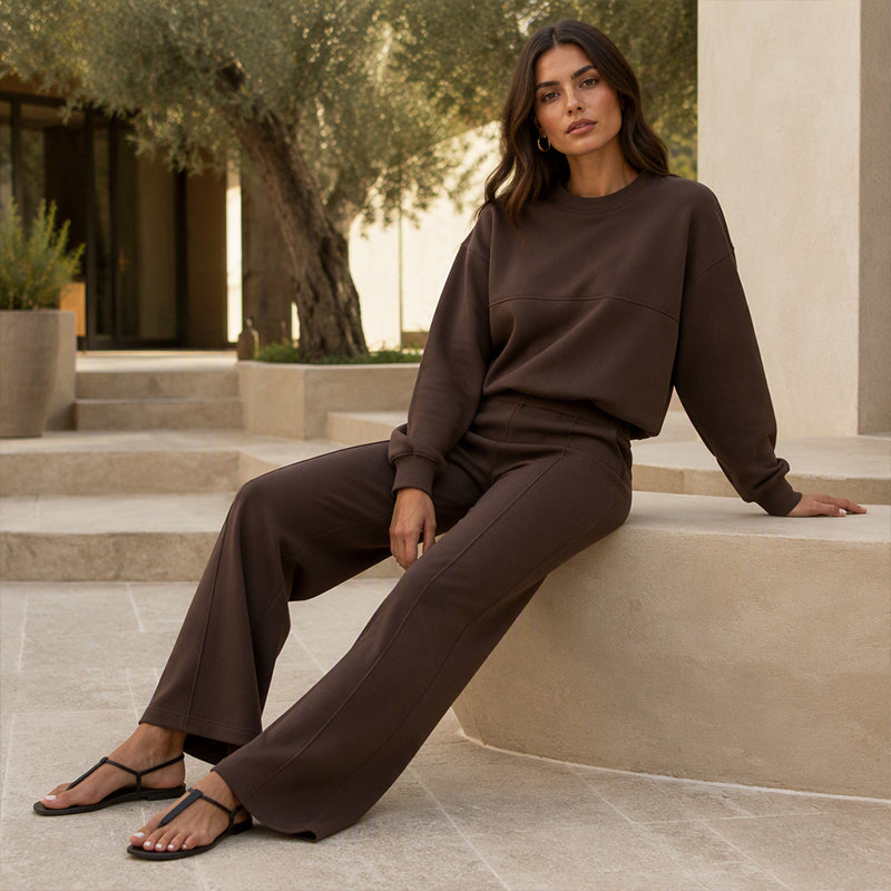Women’s Crewneck Sweatshirt And Wide Leg Sweatpants Lounge Set, Soft Premium Knit Matching Outfit For Relaxed Home Days & Casual Outingss
