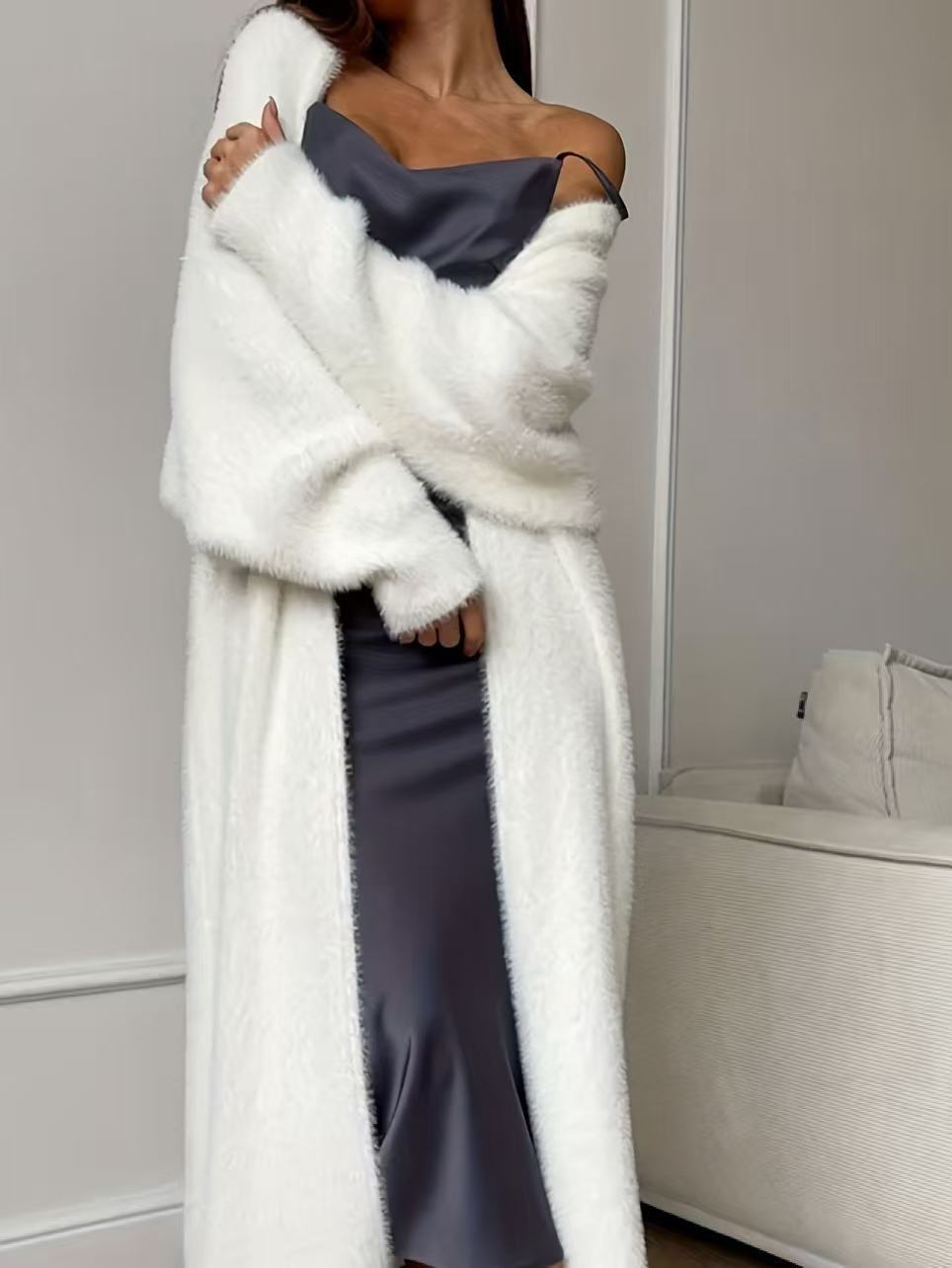Wrap Yourself in Soft, Luxurious-Looking Warmth — Women's Fluffy Faux-Mink Fleece Long Cardigan with a Relaxed Oversized Fit, Elegant Knit Texture, and Timeless Fall & Winter Charm
